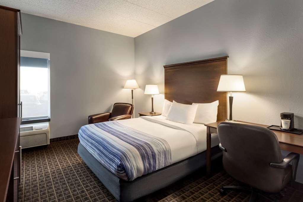 Americinn By Wyndham Madison West Δωμάτιο φωτογραφία