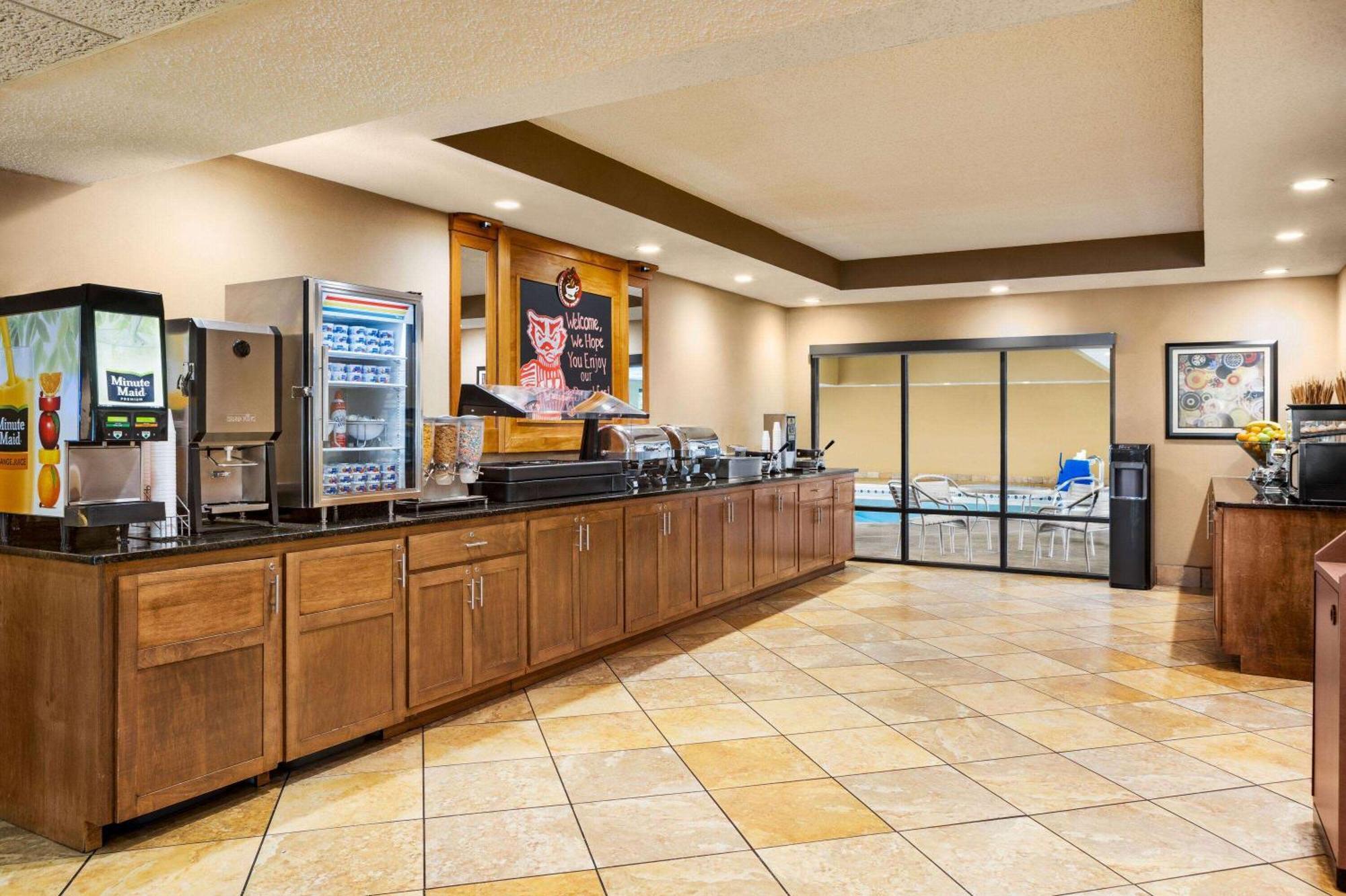 Americinn By Wyndham Madison West Εξωτερικό φωτογραφία