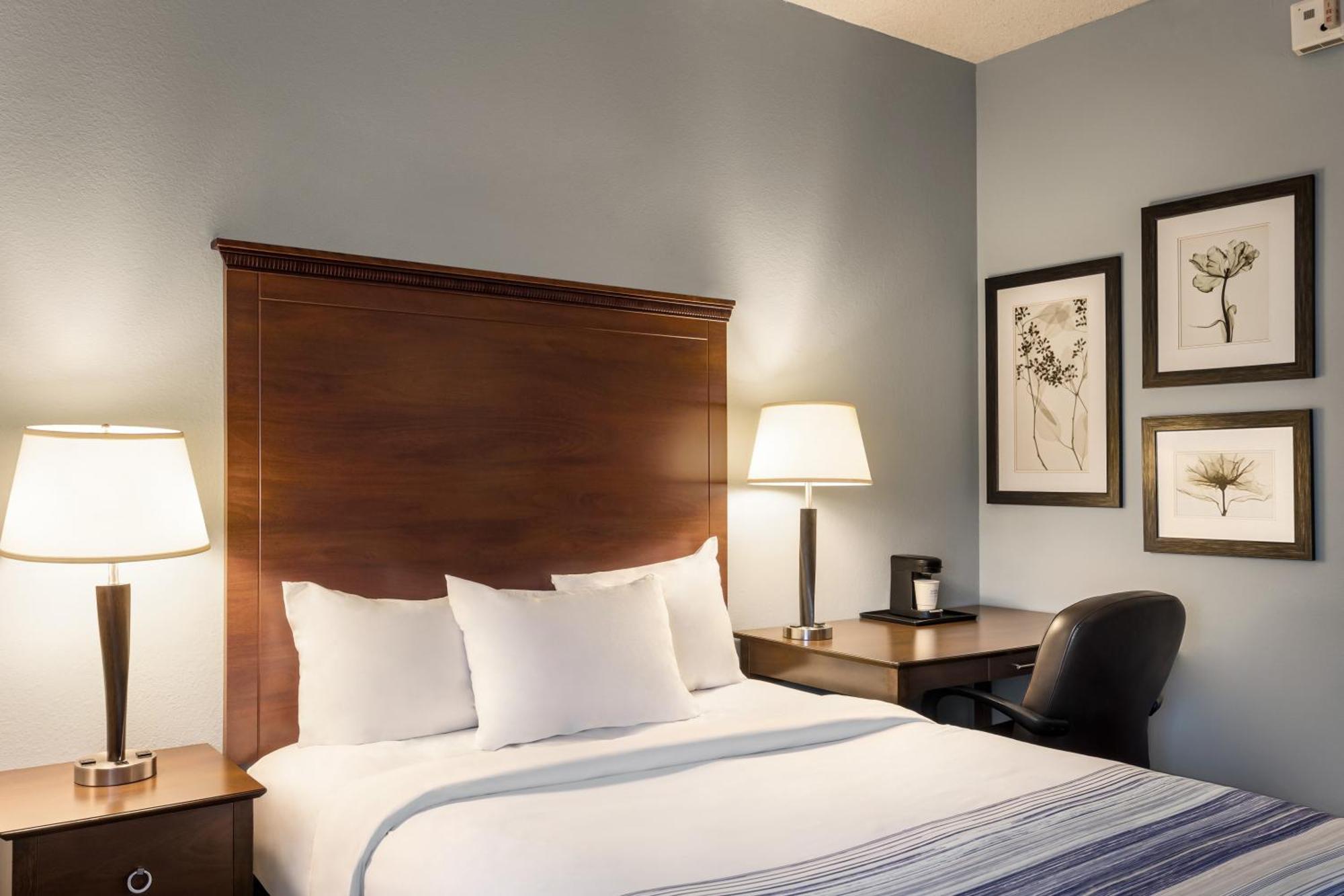 Americinn By Wyndham Madison West Εξωτερικό φωτογραφία