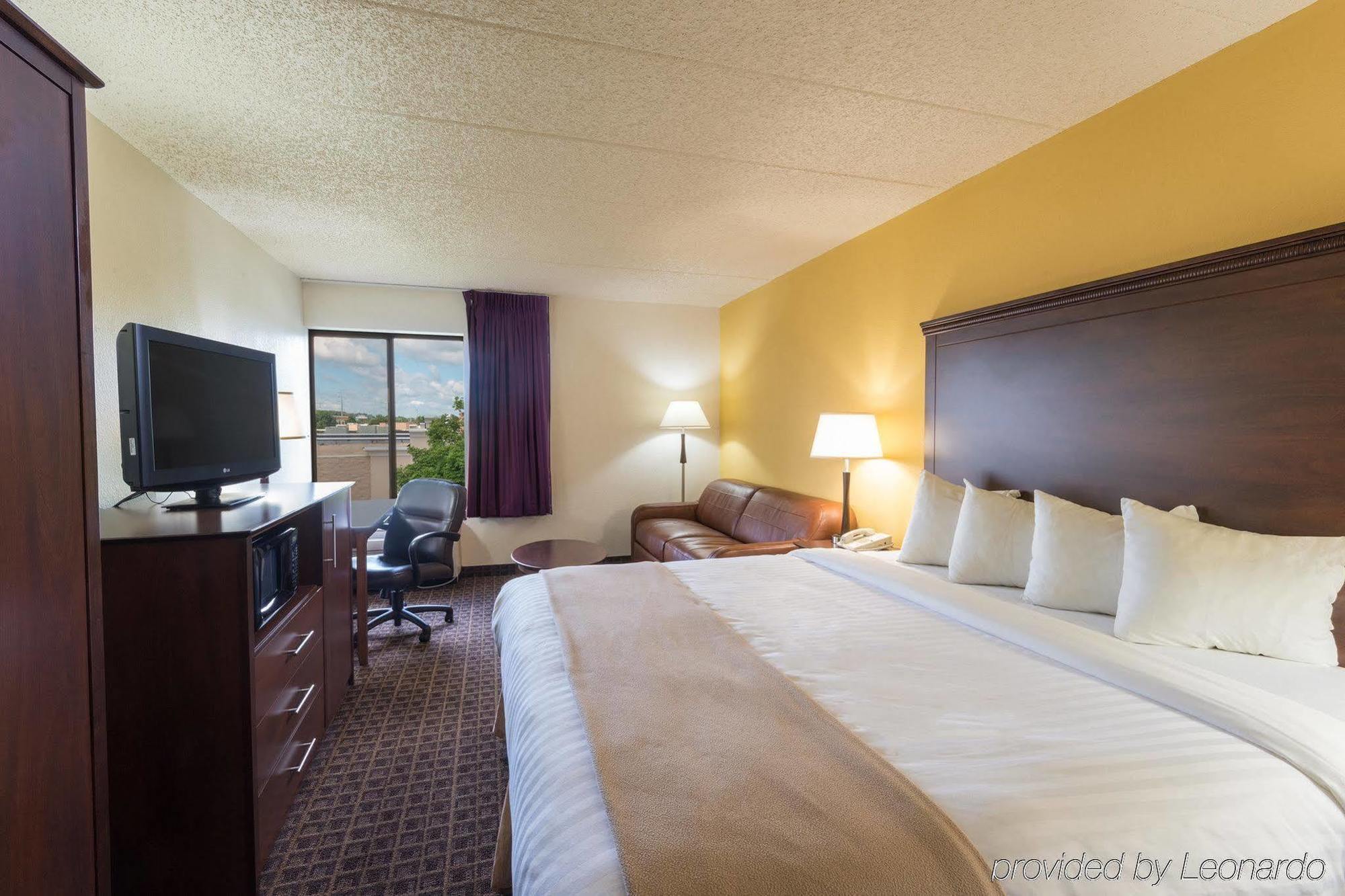 Americinn By Wyndham Madison West Εξωτερικό φωτογραφία