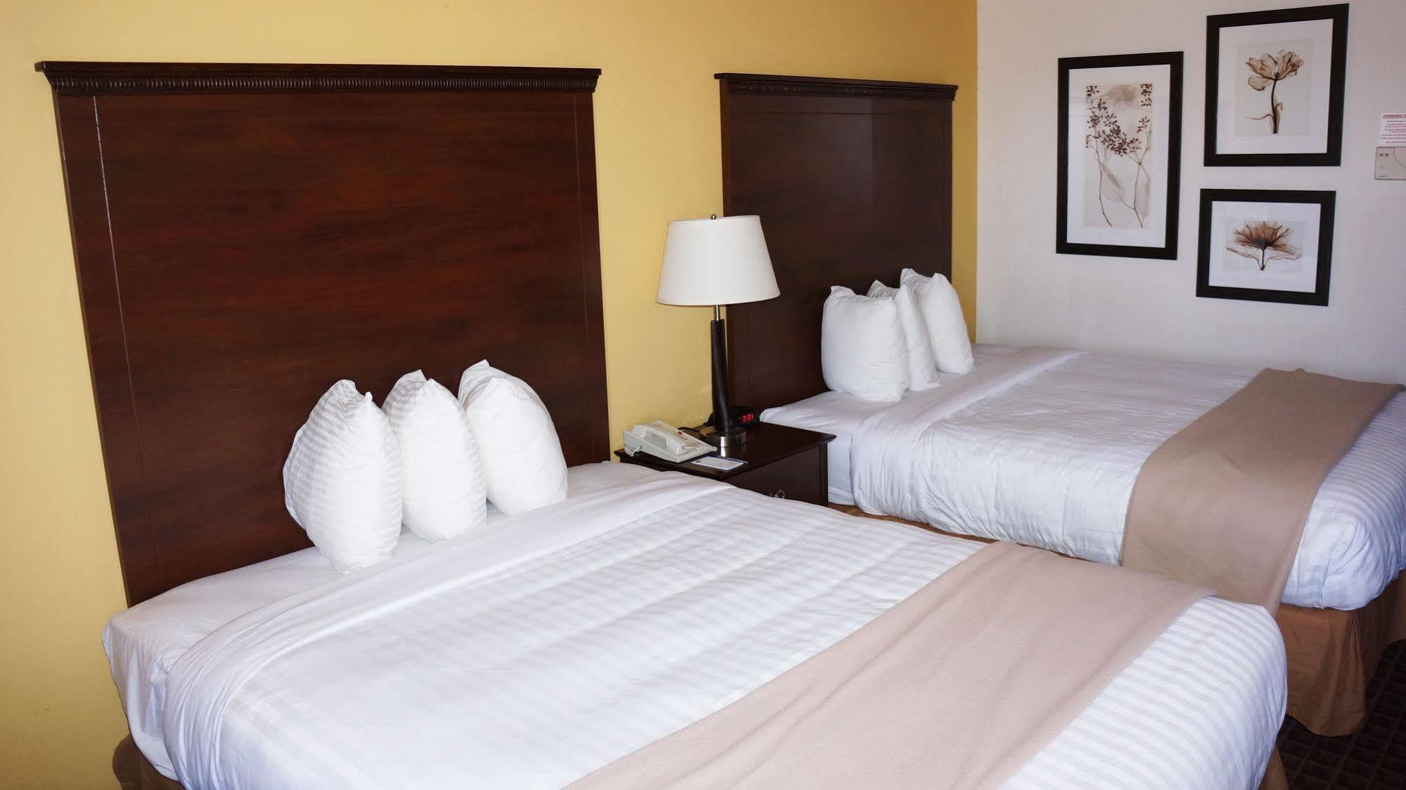 Americinn By Wyndham Madison West Εξωτερικό φωτογραφία